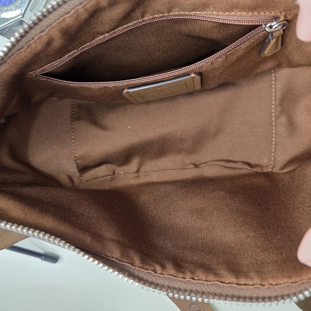 COACH Pace Shoulder Bag In Signature Canvas CT643 Brown/Tan - Picture 11 of 15